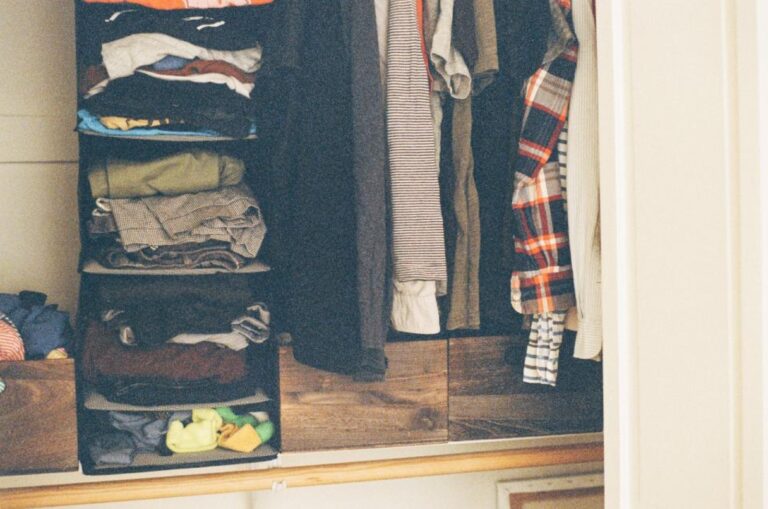 Best No Drill Storage and Organization Gadgets for Small Apartments