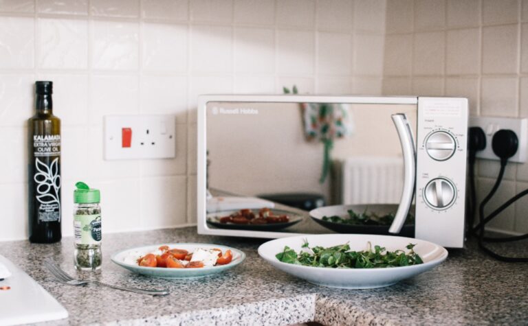 Renter-Friendly Kitchen Upgrades That Won’t Cost Your Deposit