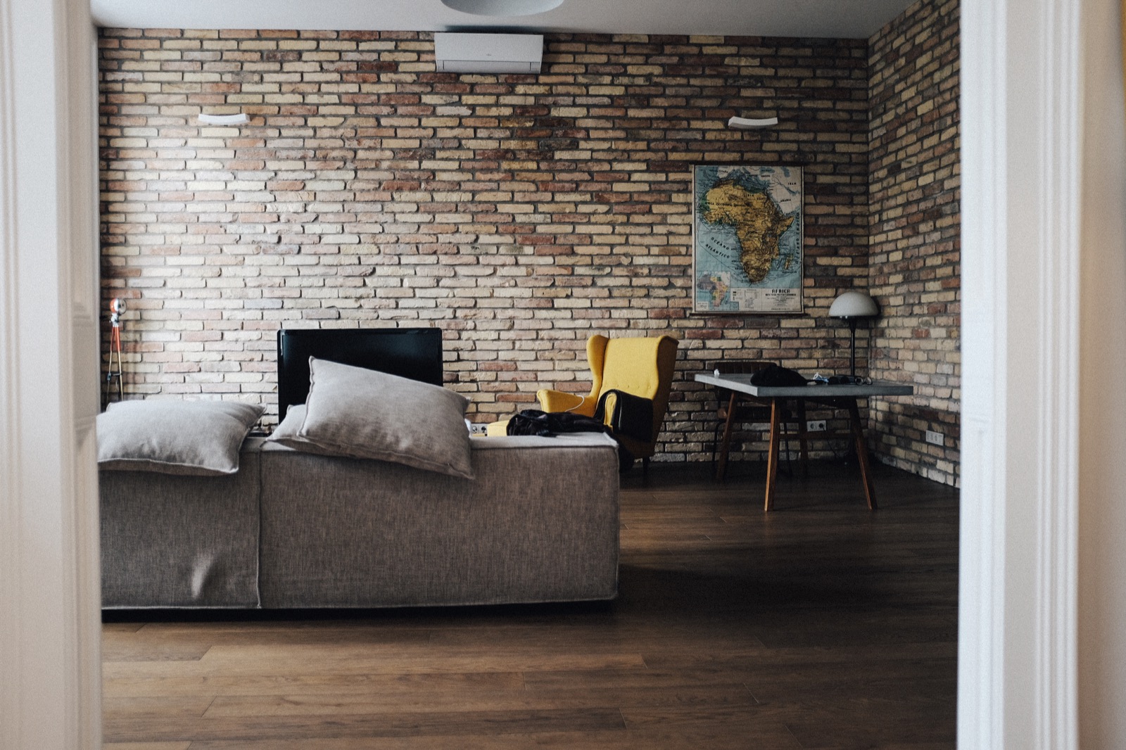 How to Make a Rental Feel Like Home Without Losing Your Deposit